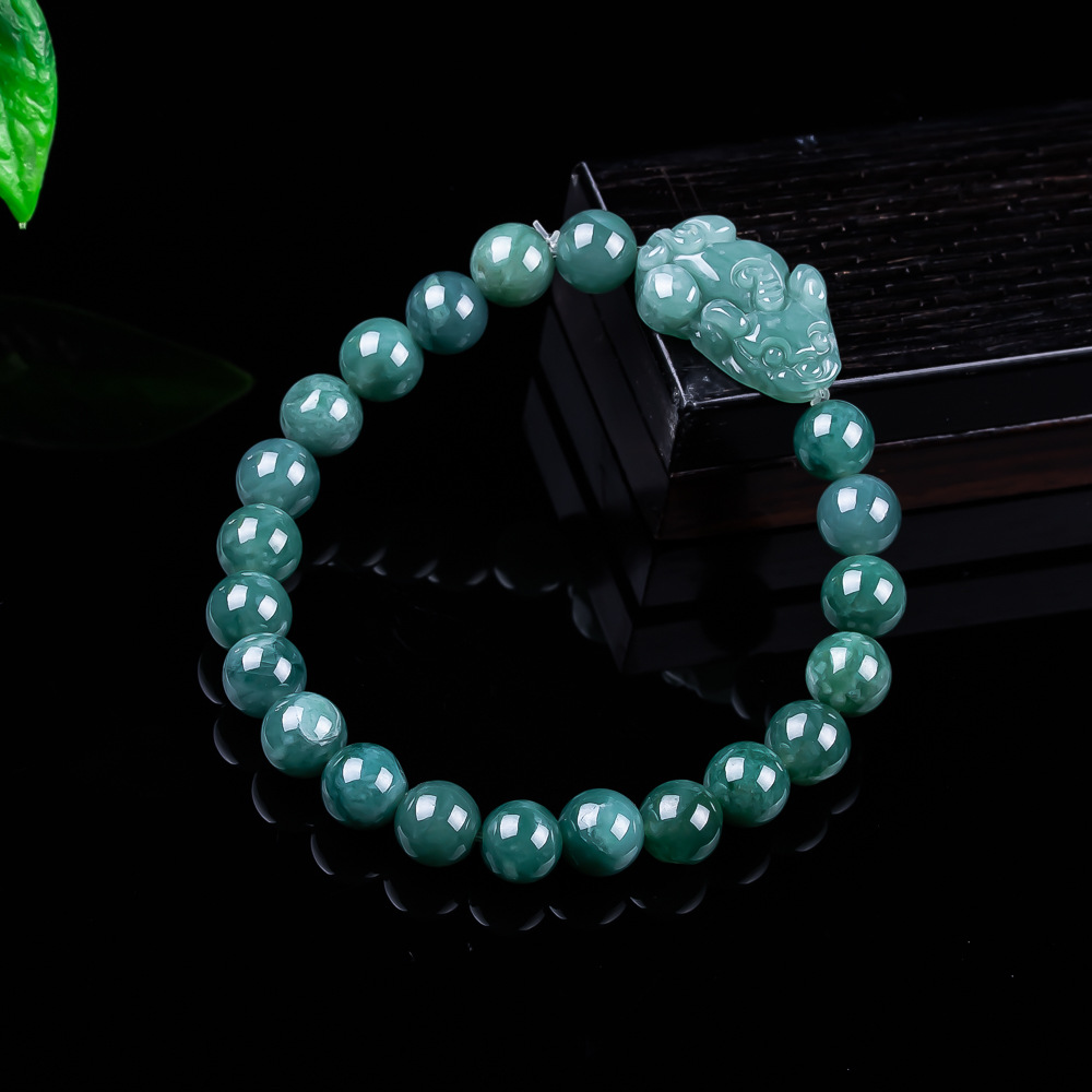 Natural Burmese Jadeite Pixiu  - đánh giá và giá Vintage Collector